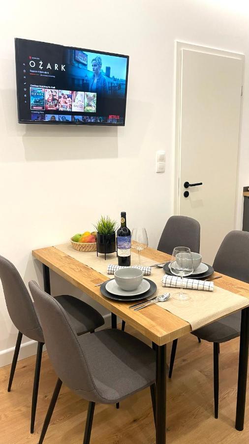 Sipsix Apartment - Modern 2 Bedroom Newly Renovated Flat With Ac In Budapest City Centre Exteriör bild