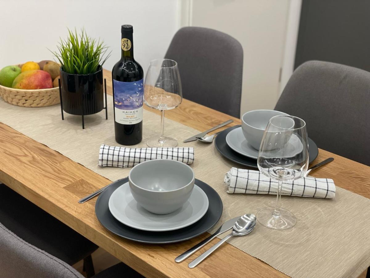 Sipsix Apartment - Modern 2 Bedroom Newly Renovated Flat With Ac In Budapest City Centre Exteriör bild