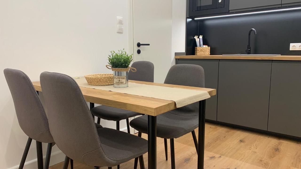 Sipsix Apartment - Modern 2 Bedroom Newly Renovated Flat With Ac In Budapest City Centre Exteriör bild